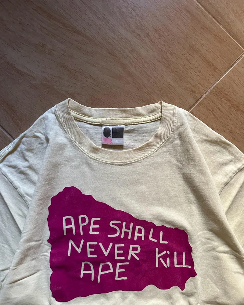 A Bathing Ape (BAPE) T-shirts, size M, photo 3