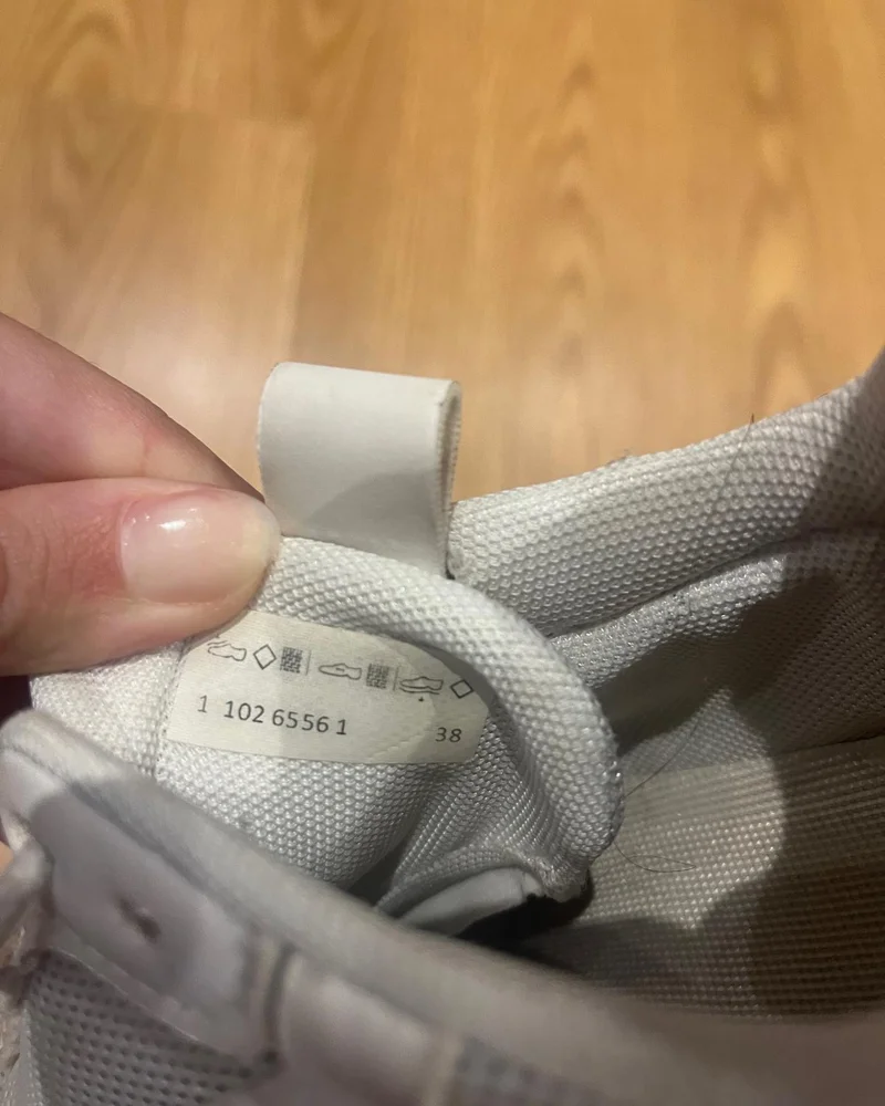 Sneakers, size 38, photo 2