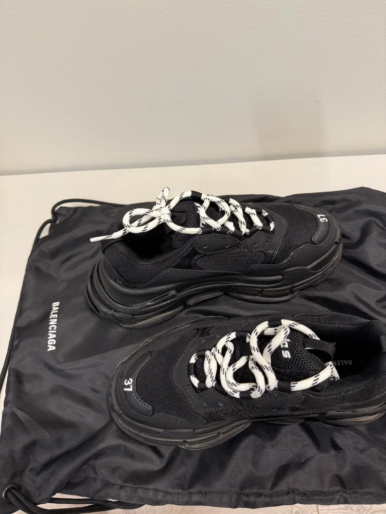 Balenciaga Sneakers, size 37, photo 2