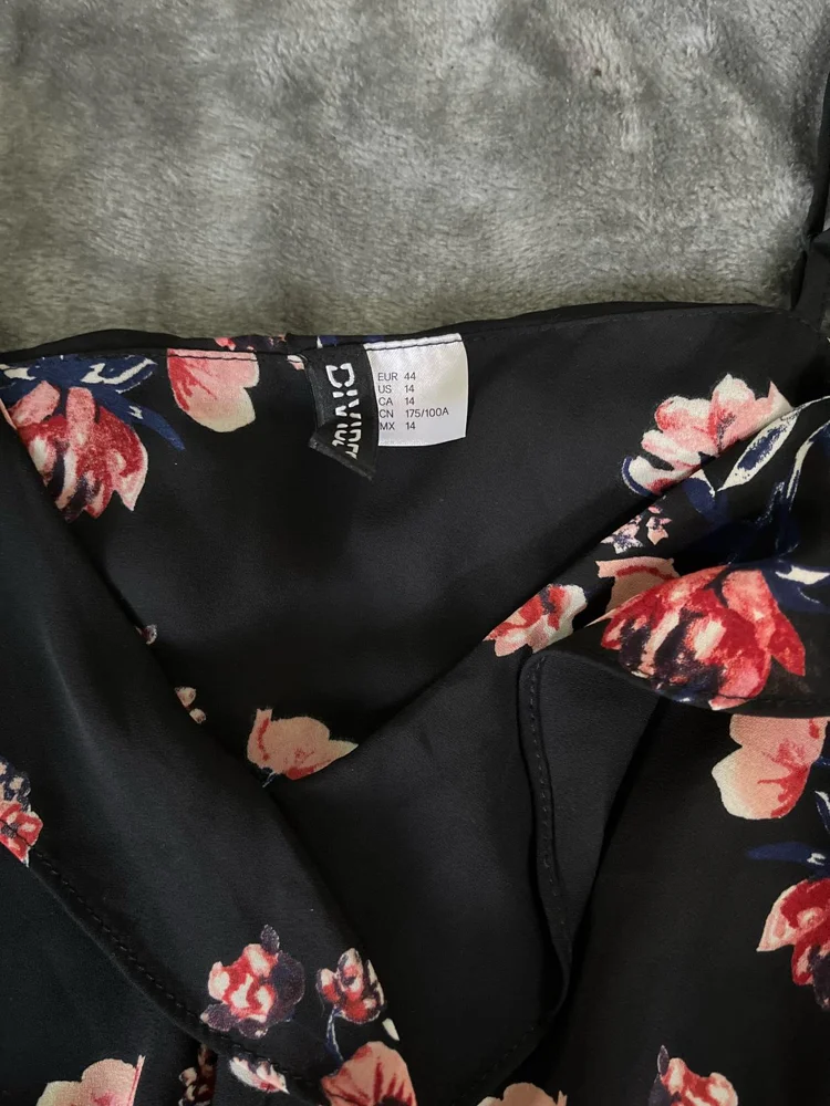 H&M Blouses, size XXL / 44 / 16, photo 3