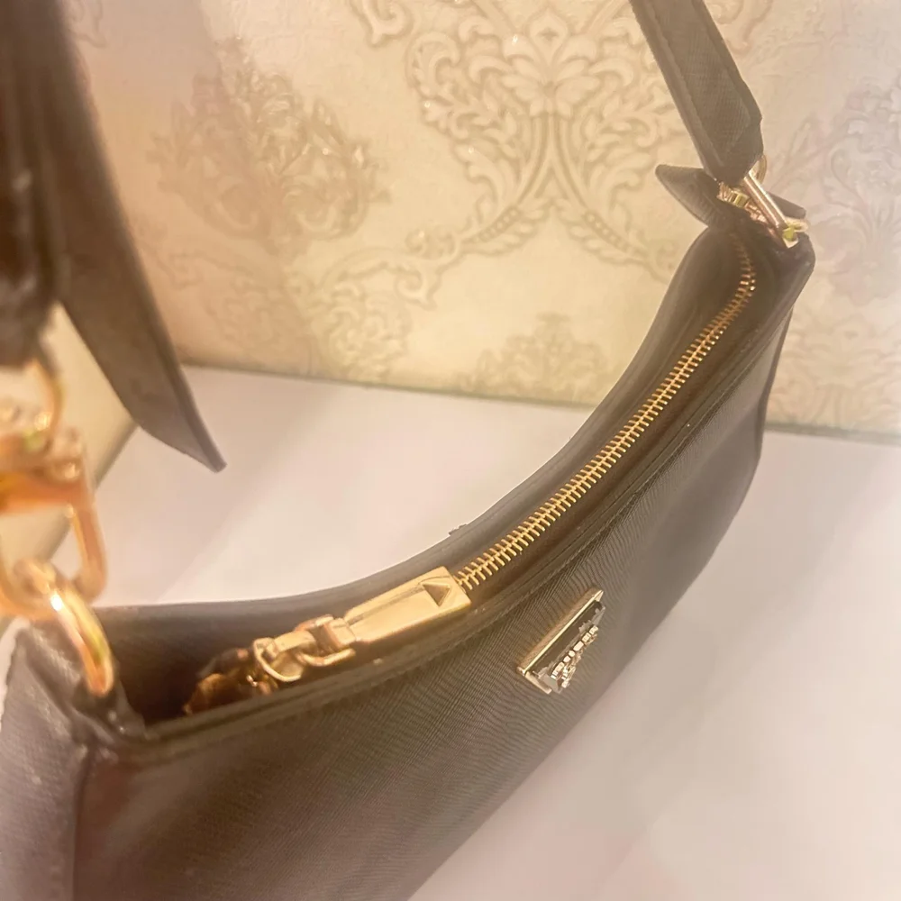 GUESS Shoulder Bag, size Other, photo 4