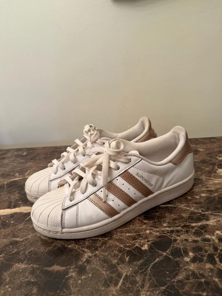 adidas Sneakers, size 37.5, photo 2