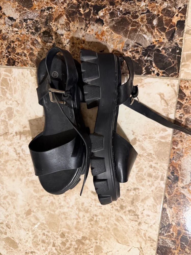 Pixi Sandals, size 36, photo 2