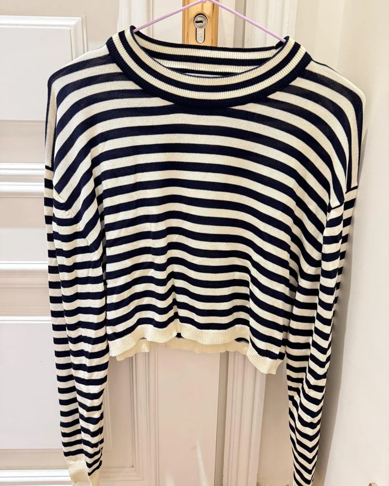 Zara Sweaters & Pullovers