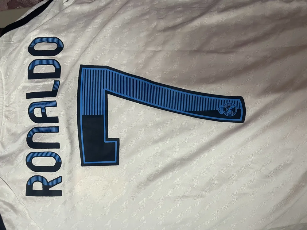 adidas T-shirts, size XL, photo 5
