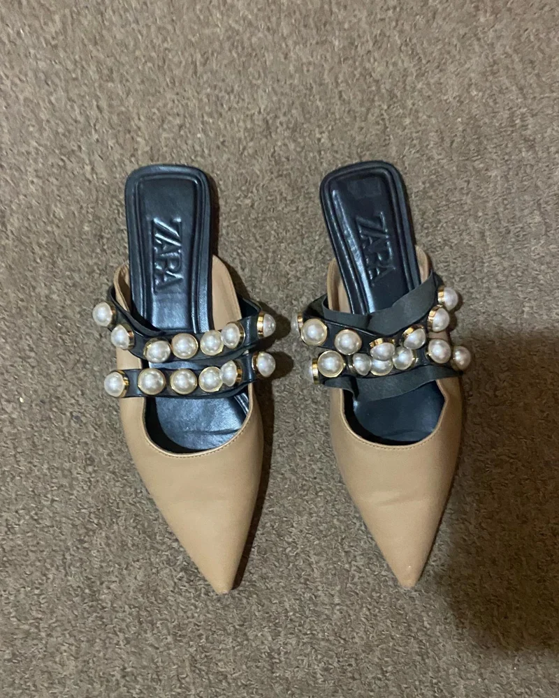 Zara Flats