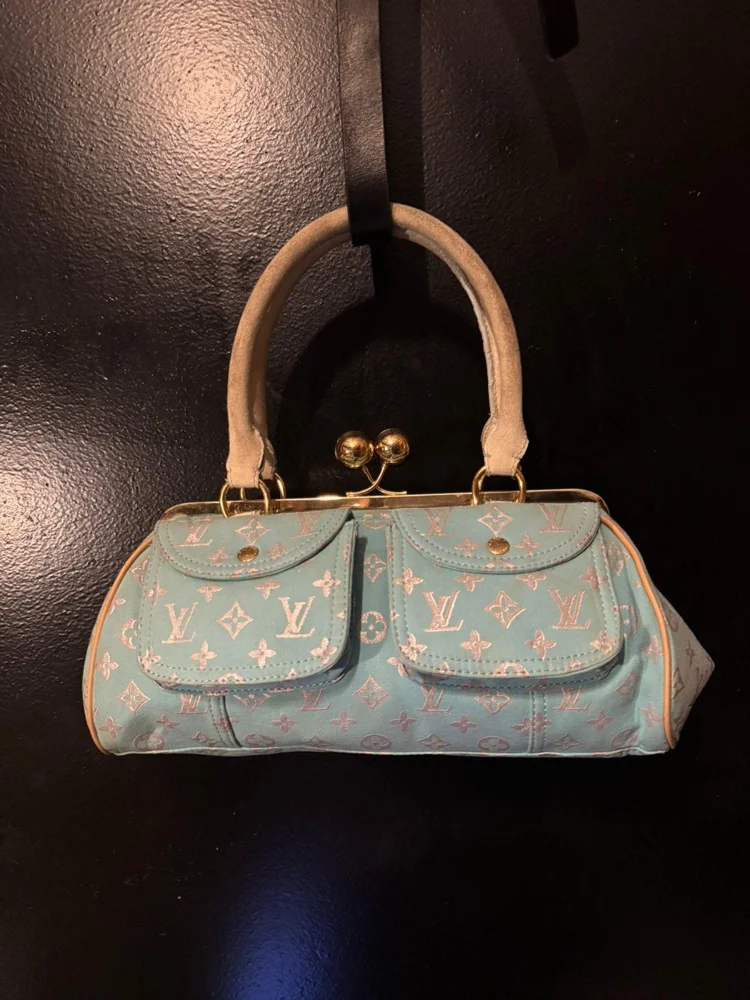 Louis Vuitton Shoulder Bag