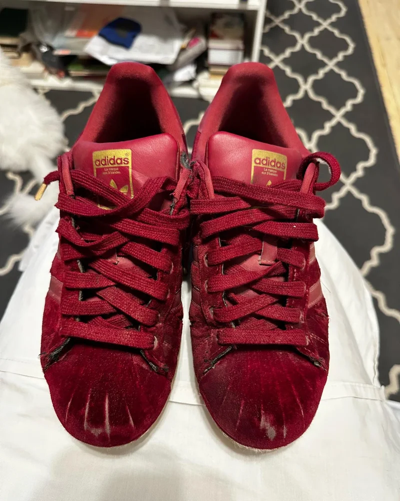adidas Sneakers