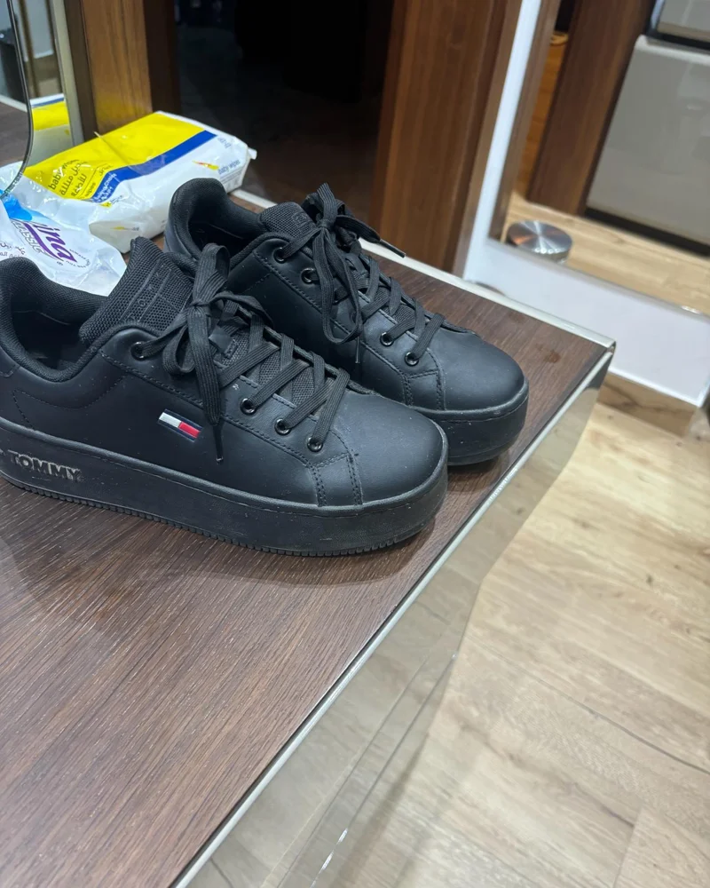 Tommy Hilfiger Sneakers, size 39, photo 3