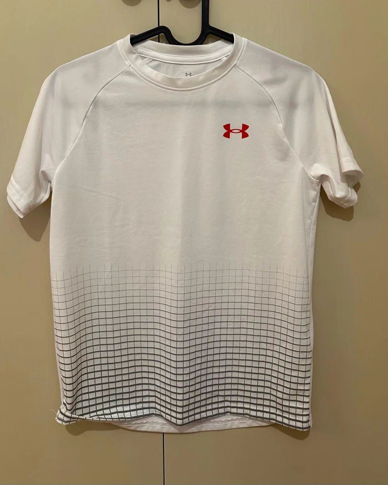 Under Armour Tops, size 13y, photo 2