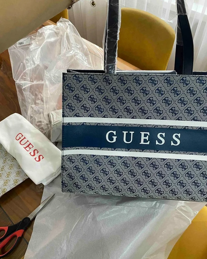 GUESS Shoulder Bag, size One size, photo 2