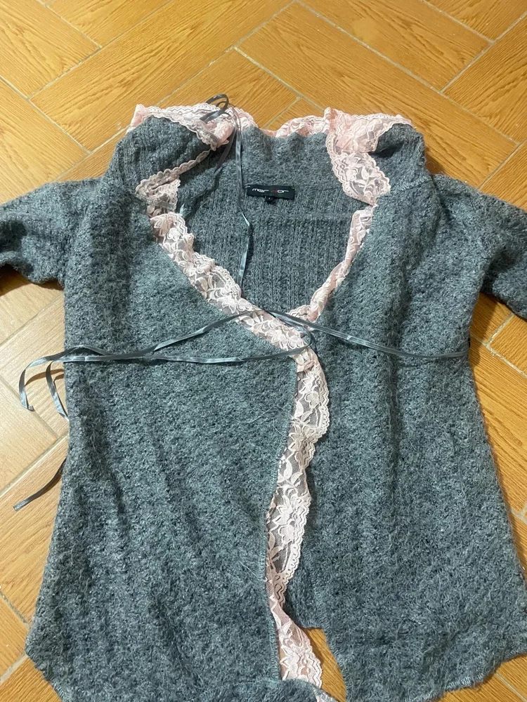 Sweaters & Pullovers