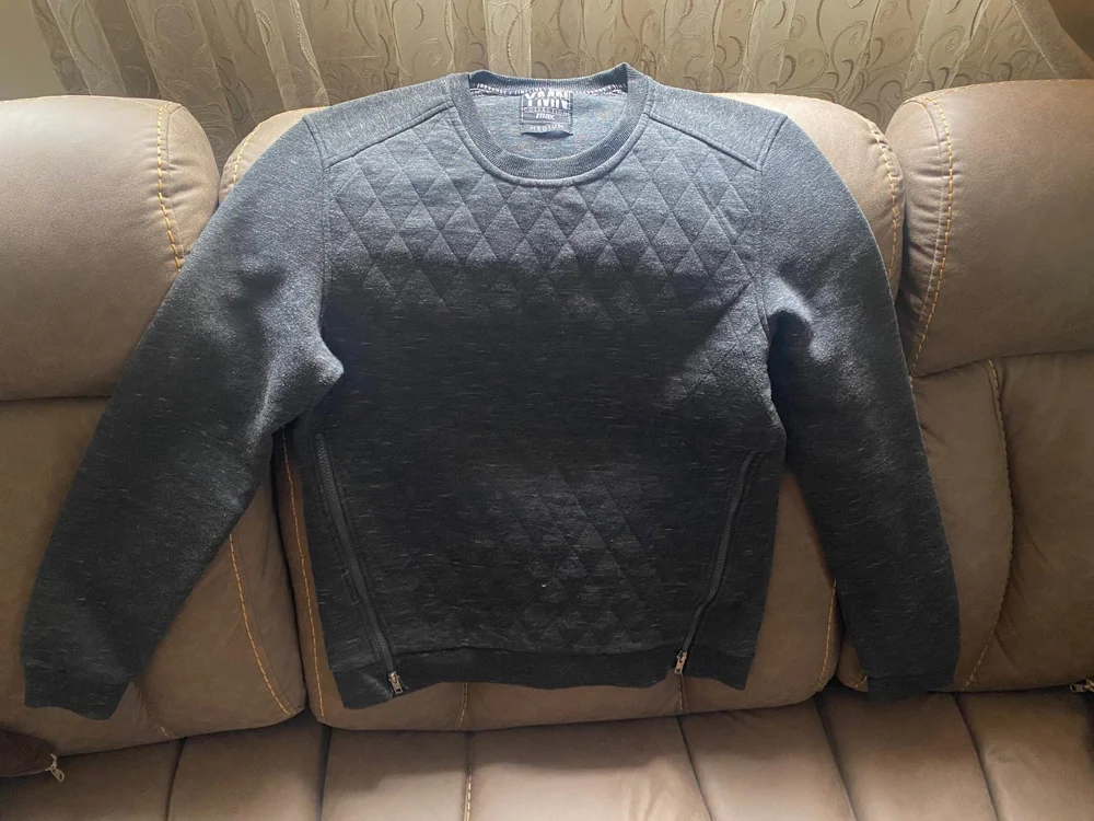 Max Sweaters