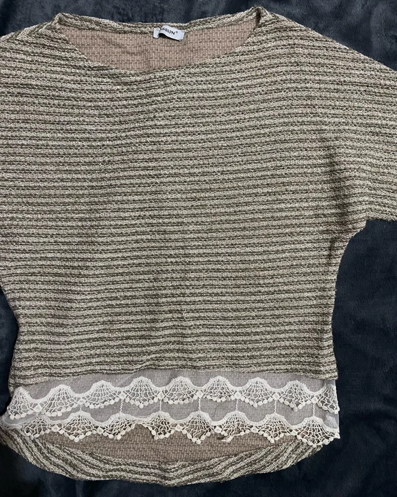 Sweaters & Pullovers