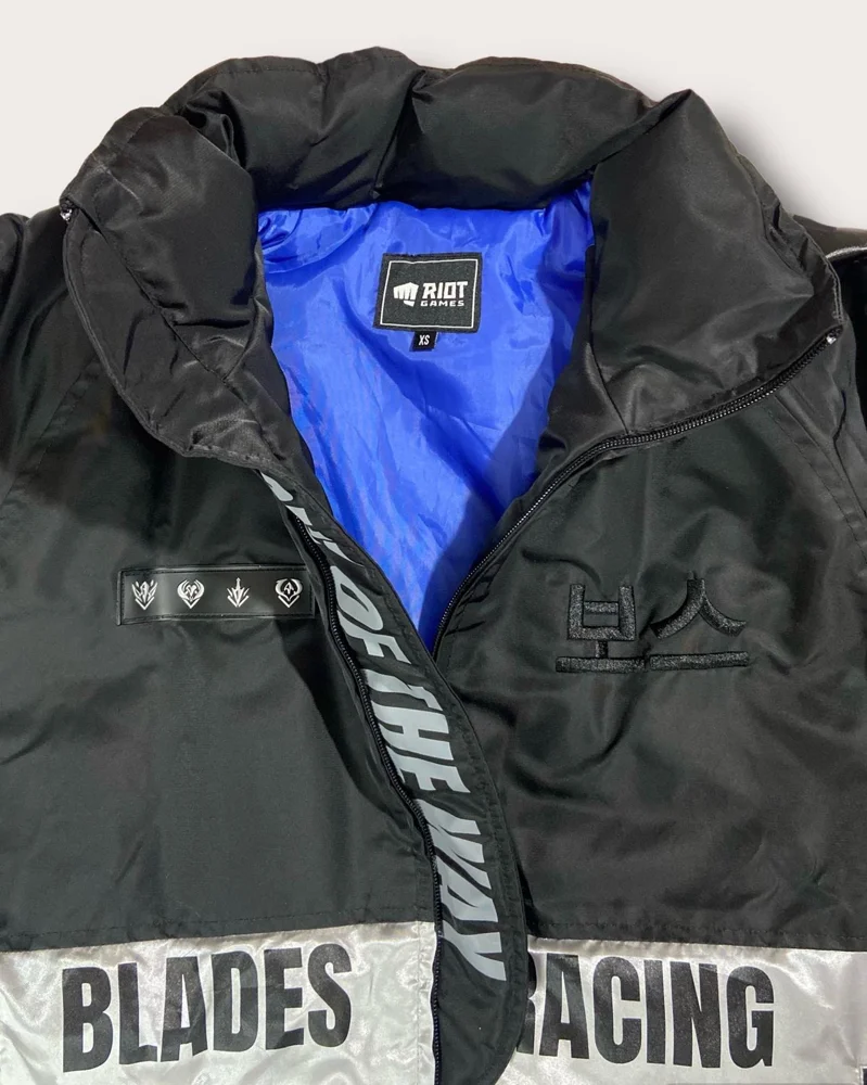 Riot Games Jackets, size XS, photo 2