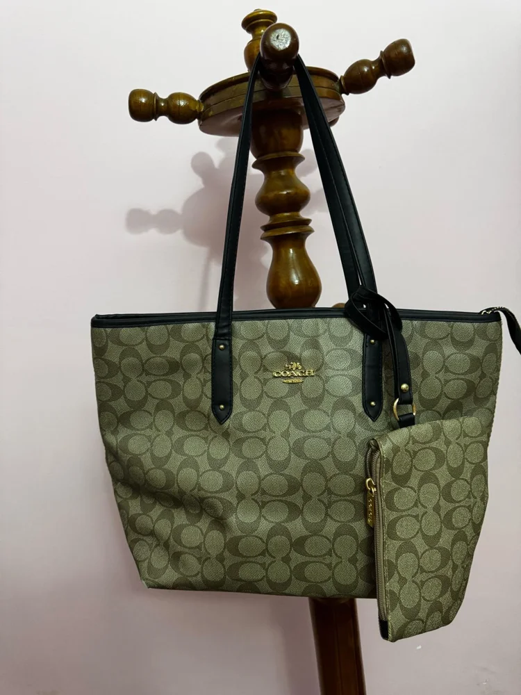 Coach Shoulder Bag