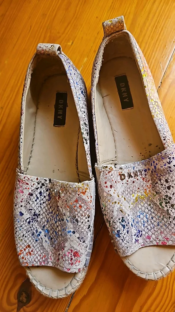 DKNY Flats
