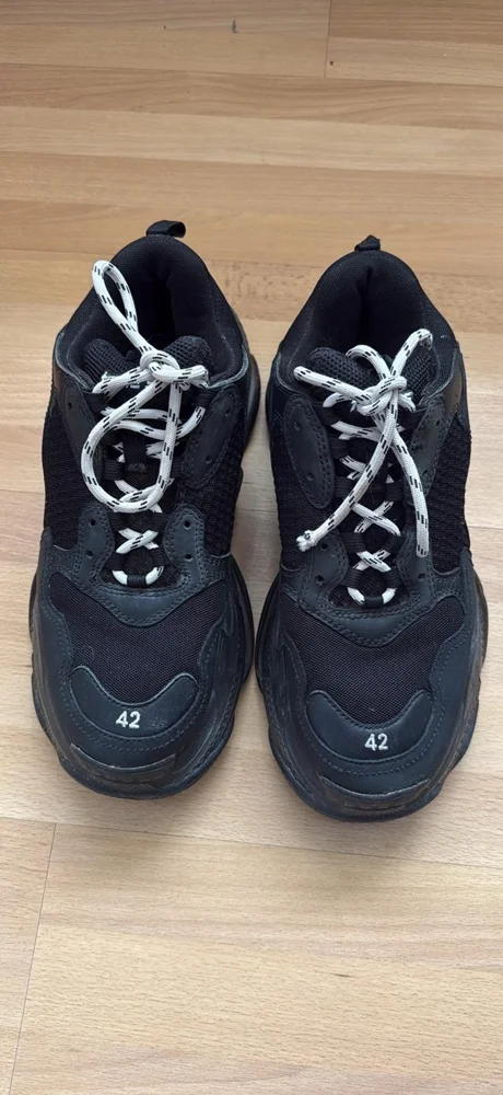 Balenciaga Sneakers