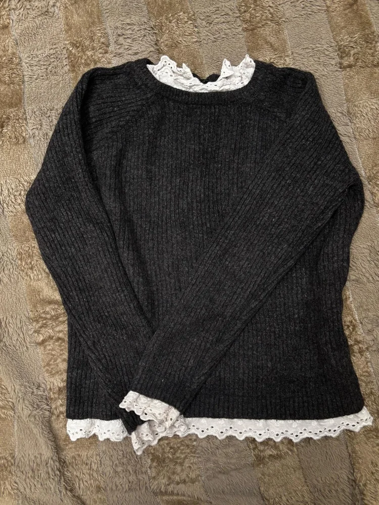 Sweaters & Pullovers