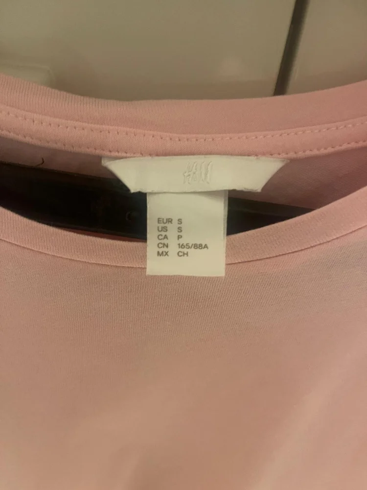 H&M T-shirts, size S / 36 / 8, photo 3