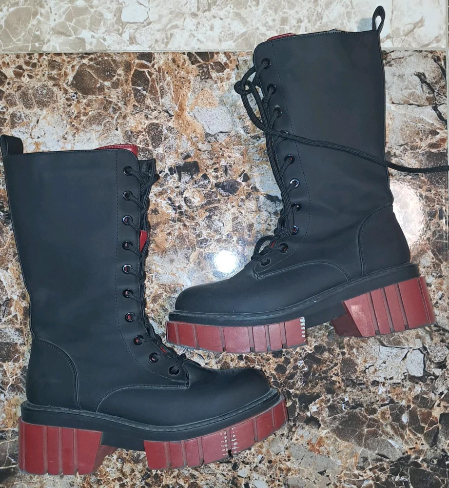 Pixi Boots