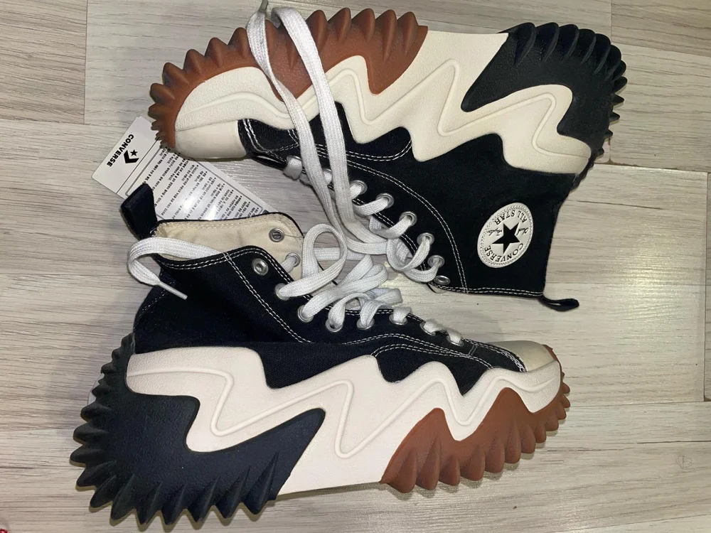 Converse Sneakers