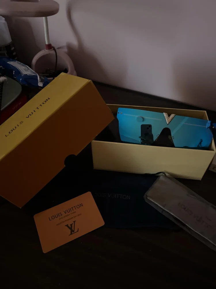 Louis Vuitton Sunglasses, size Other, photo 2