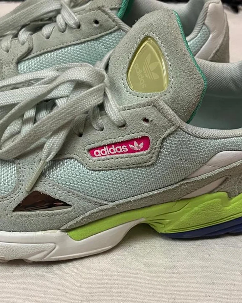 adidas Sneakers, size 39, photo 2