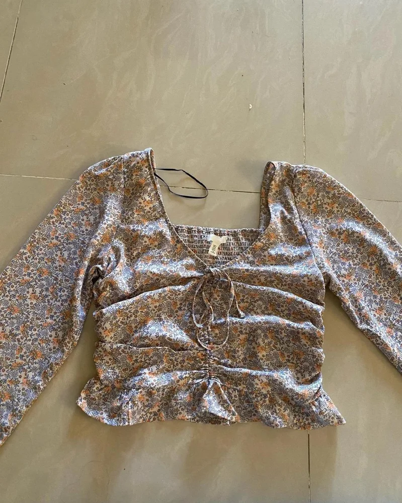 H&M Blouses