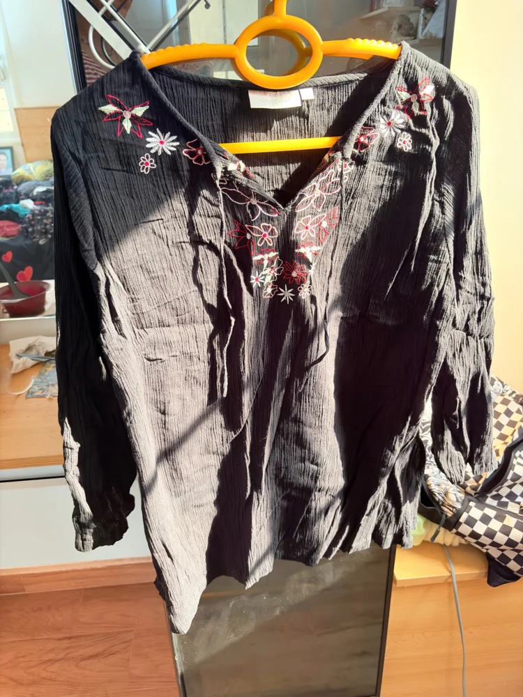 Kiabi Blouses, size XL / 42 / 14, photo 2