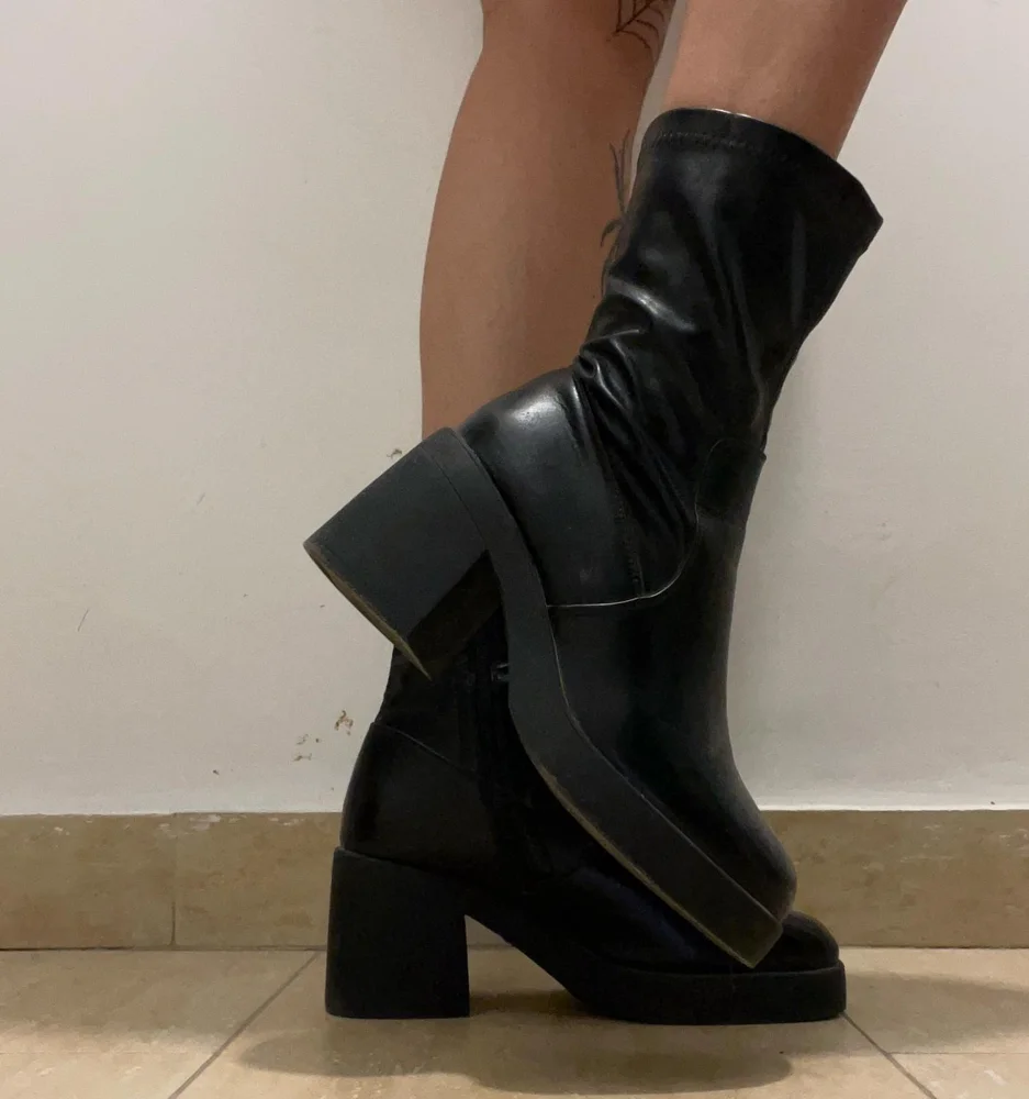 Pixi Boots