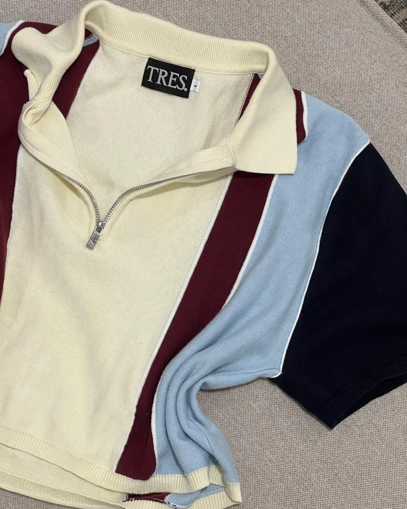 Tres T-shirts