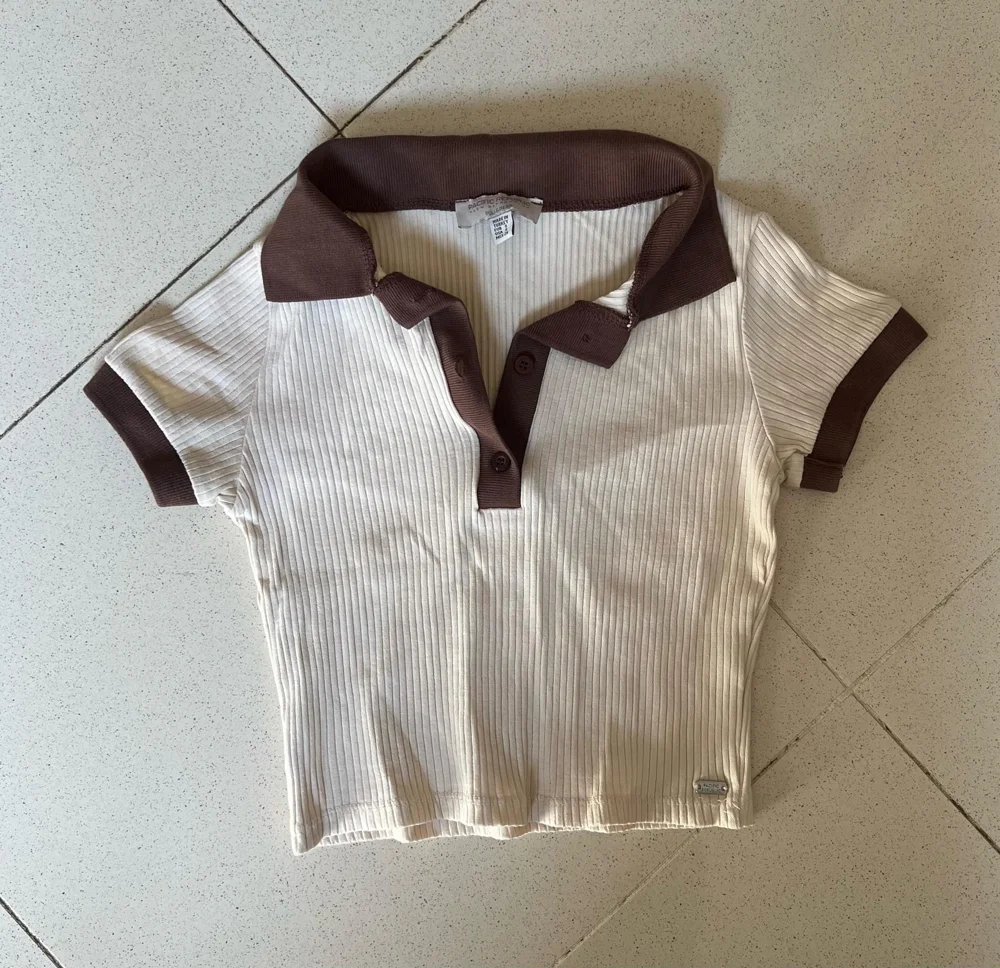Pull & Bear Crop Tops