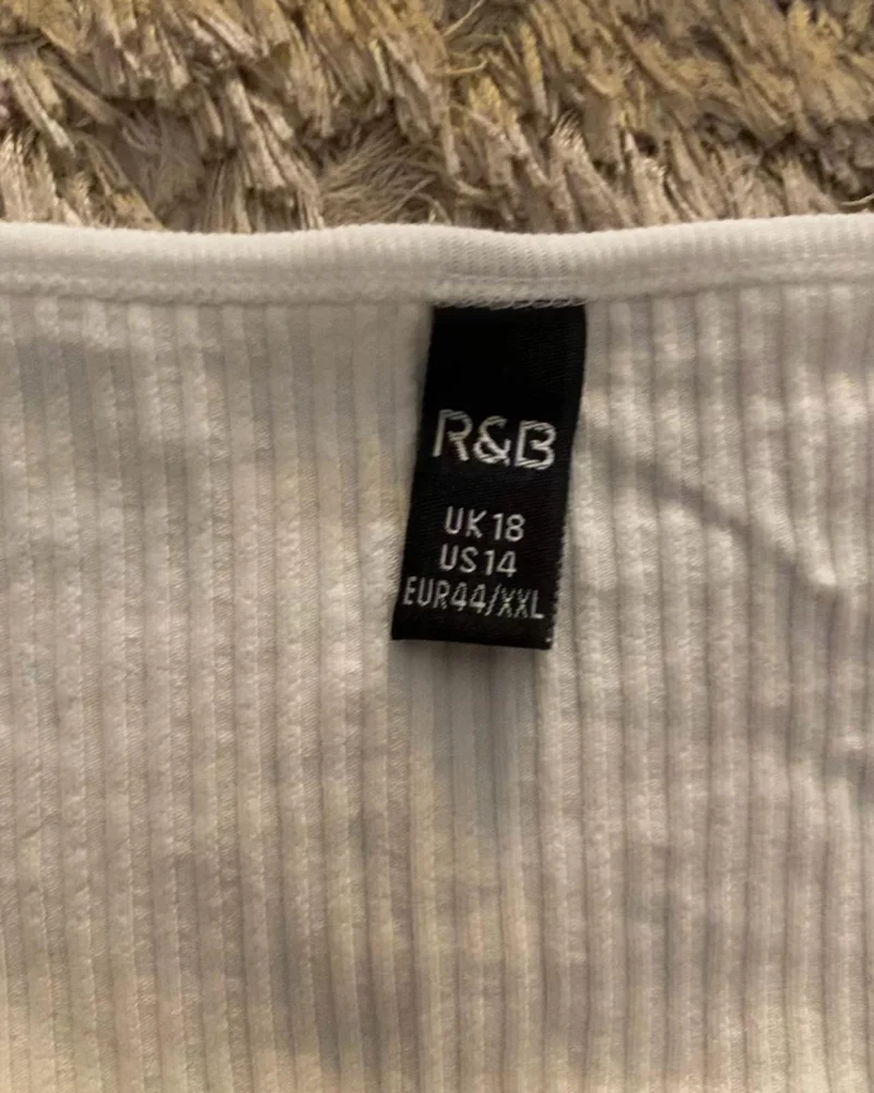 R&B T-shirts, size XXL / 44 / 16, photo 2