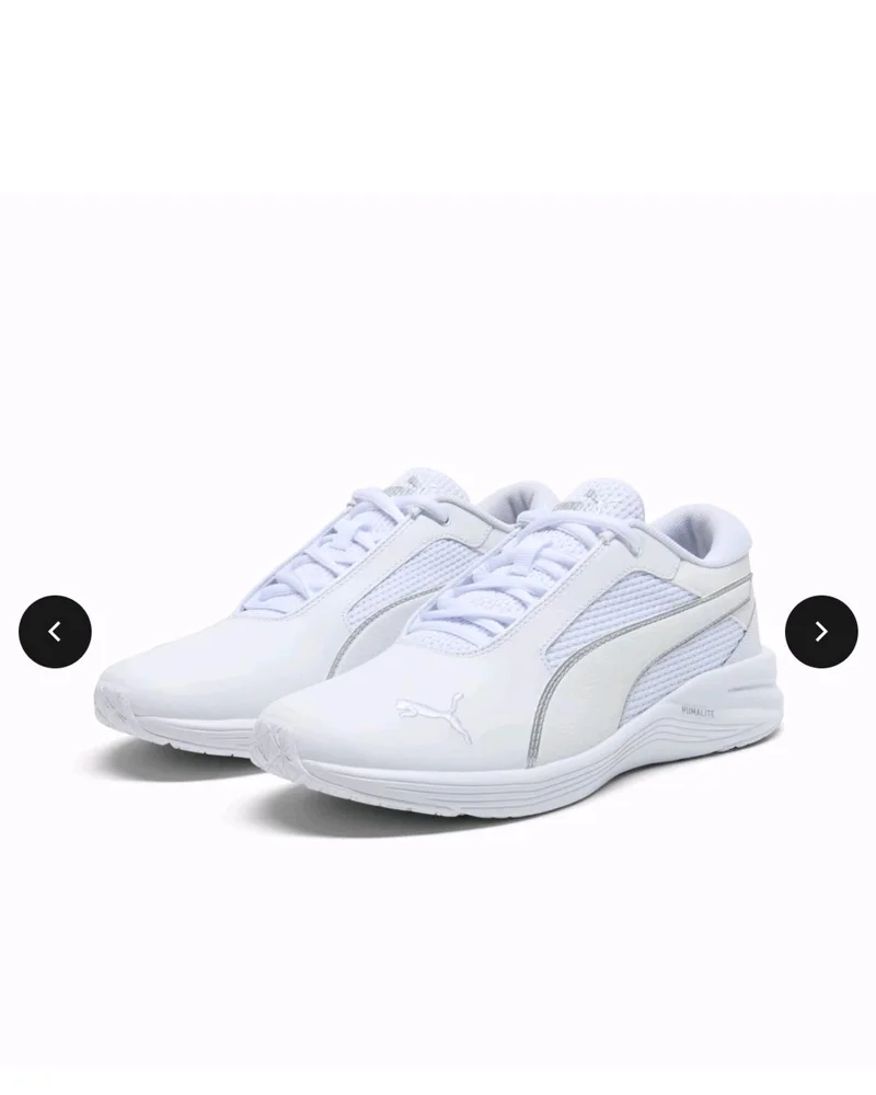 Puma Sneakers
