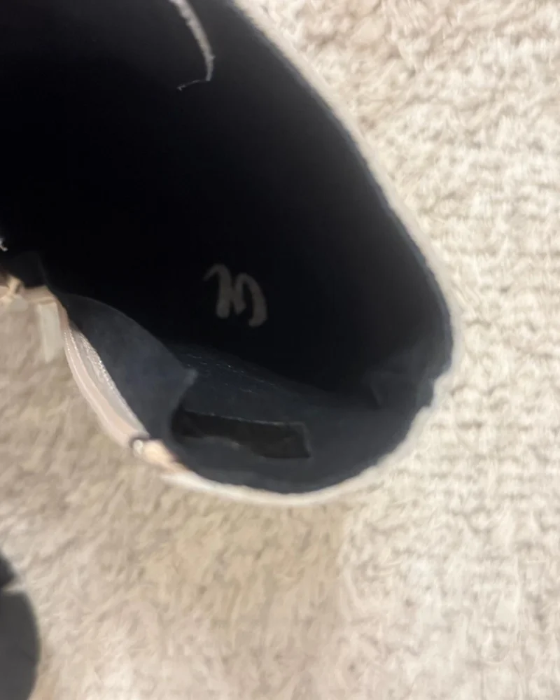 Galeries Lafayette Flats, size 39, photo 5