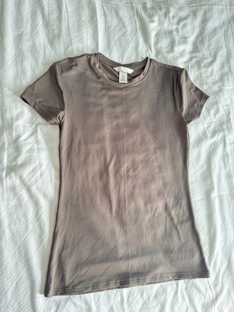 H&M T-shirts, size S / 36 / 8, photo 3