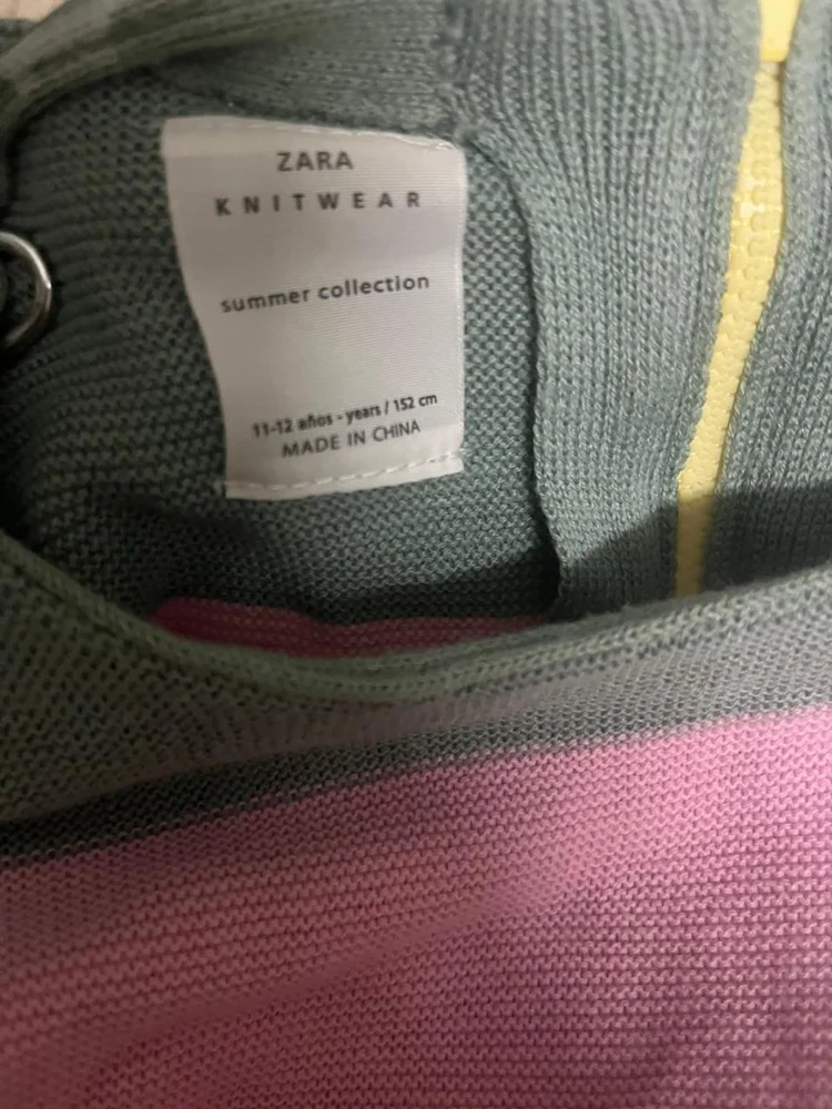 Zara Sweaters & Pullovers