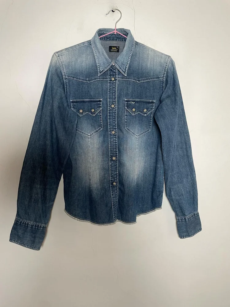 Lee Shirts