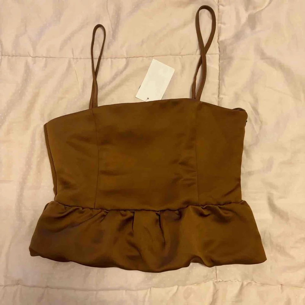H&M Crop Tops