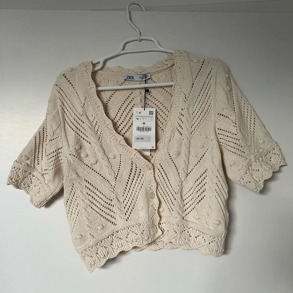 Zara Sweaters & Pullovers