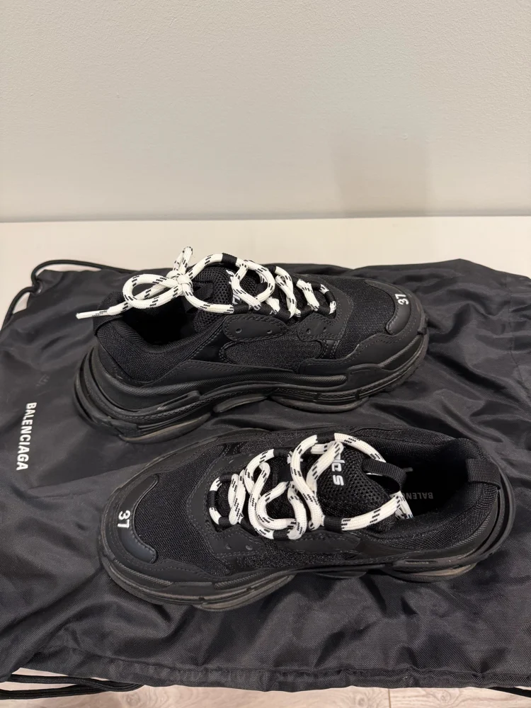 Balenciaga Sneakers