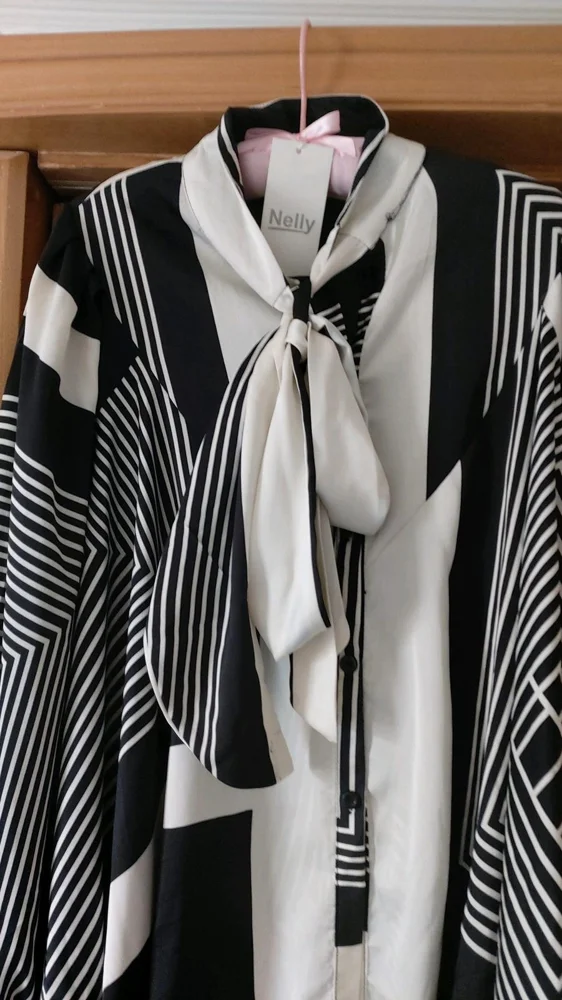 Blouses, size XXXL / 46 / 18, photo 3