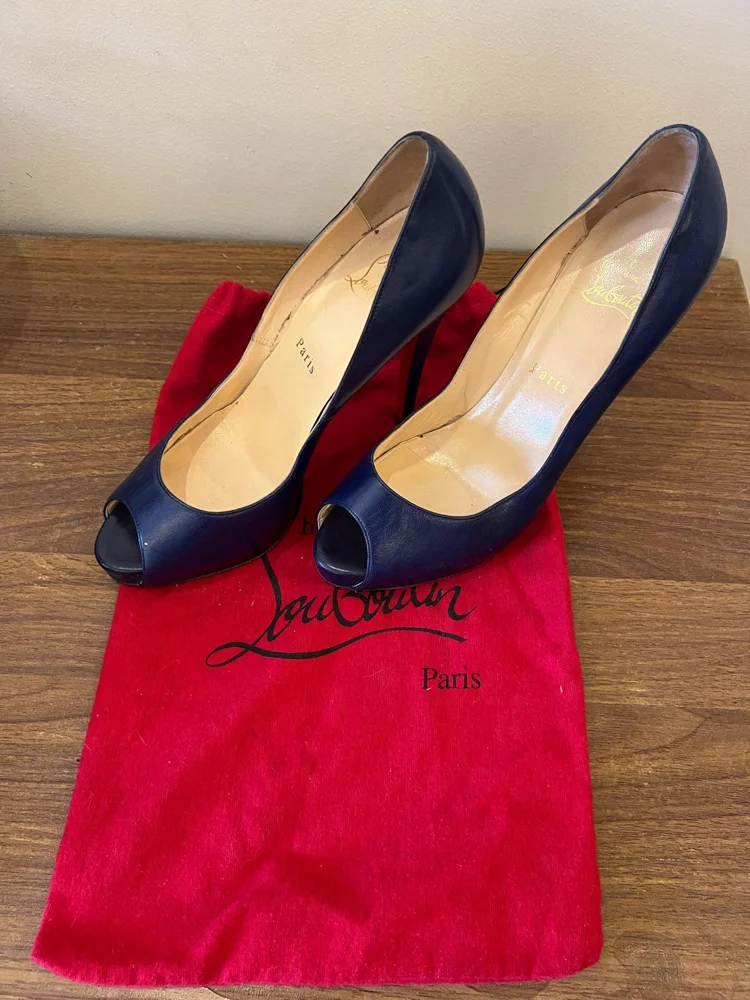 Christian Louboutin Pumps, size 39, photo 2