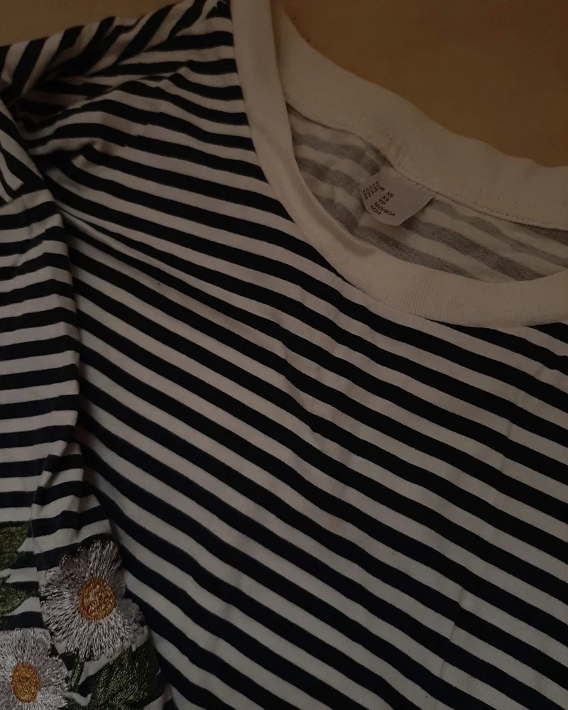 H&M T-shirts, size XS / 34 / 6, photo 3