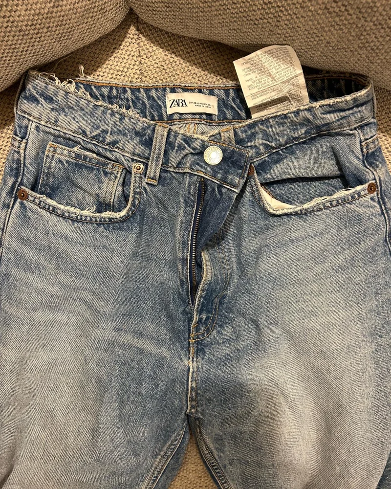 Zara Jeans