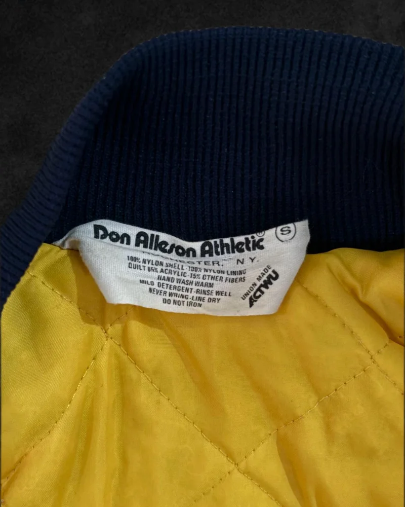 Jackets, size M, photo 6