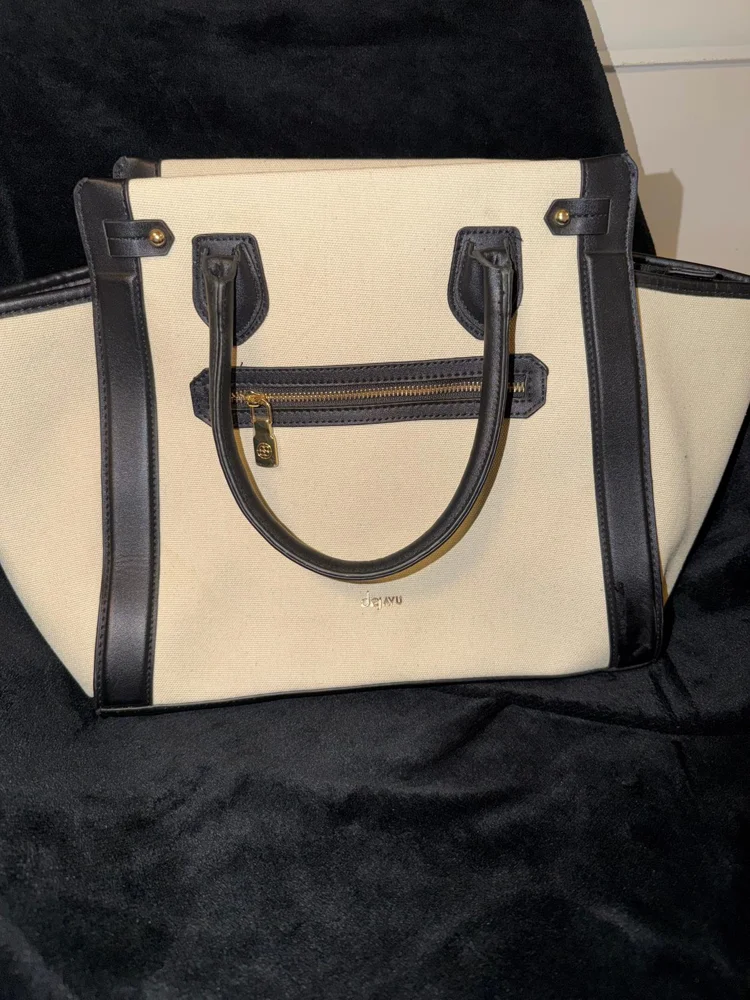 deja vu Handbags