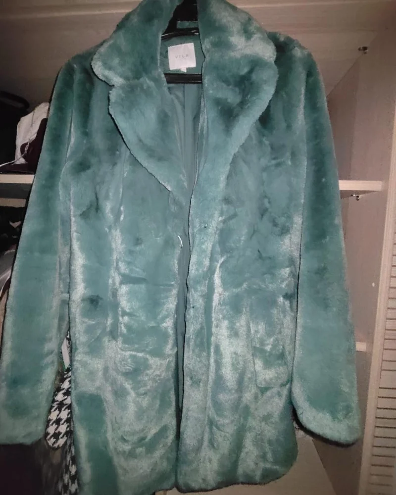 Vila Coats