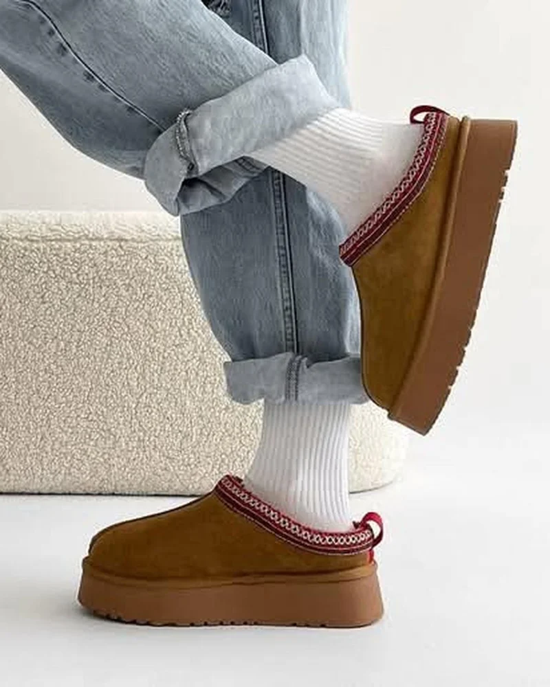 UGG Since 1974 Boots, size 37, photo 2